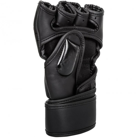 Venum Undisputed 2.0 MMA Gloves Venum Undisputed 2.0 MMA Gloves
