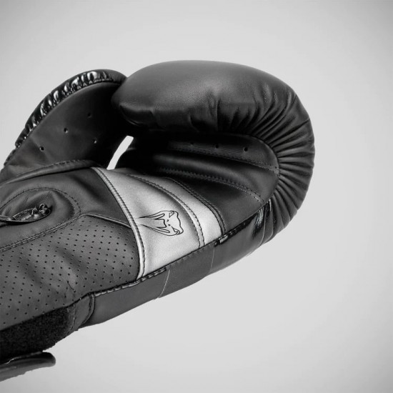 Black/Black Venum Elite Evo Boxing Gloves Black/Black Venum Elite Evo Boxing Gloves