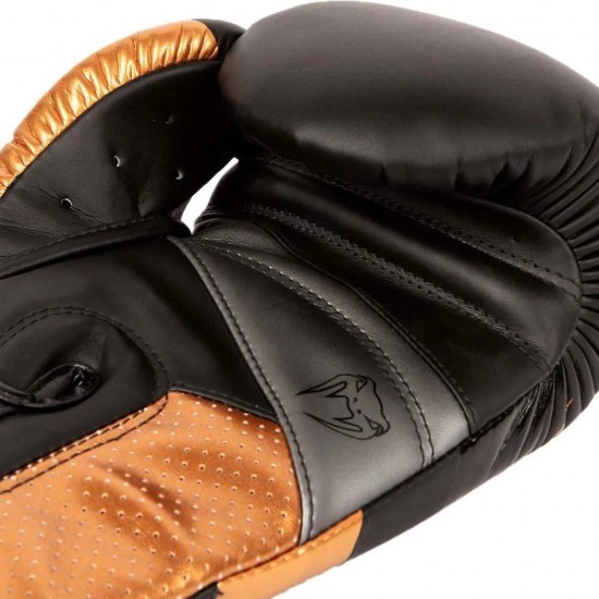 Black Venum Elite Evo Boxing Gloves Black Venum Elite Evo Boxing Gloves