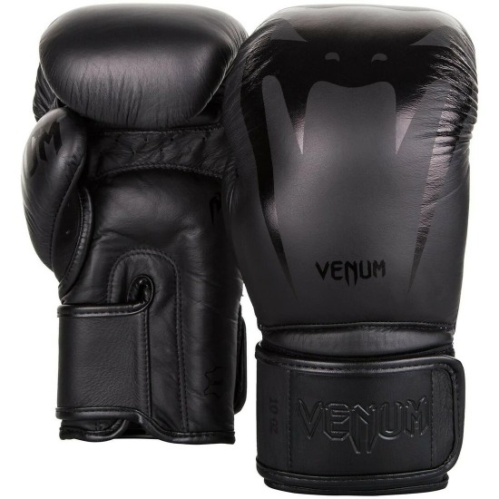 Venum Giant 3.0 Boxing Gloves Venum Giant 3.0 Boxing Gloves