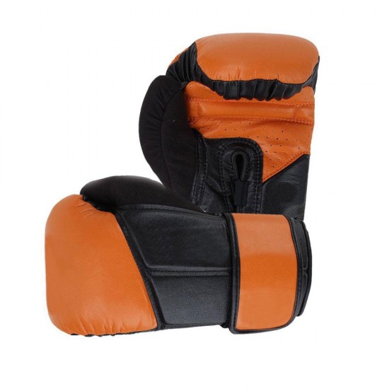 Brown and black Essential Training Gloves Brown and black Essential Training Gloves