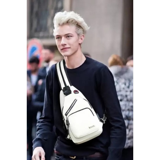 4.6 L Backpack Trendy Stylish Earphone USB Port Chest Crossbody Spacious Travel College (White) 4.6 L Backpack Trendy Stylish Earphone USB Port Chest Crossbody Spacious Travel College (White)