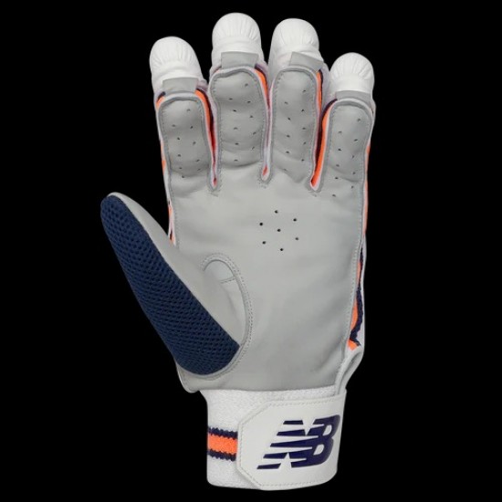 New Balance DC Pro Cricket Batting Gloves New Balance DC Pro Cricket Batting Gloves