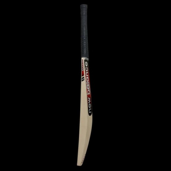 New Balance Players Pro Cricket Bat New Balance Players Pro Cricket Bat