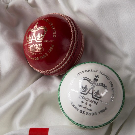 Crown 3 Star Cricket Ball Crown 3 Star Cricket Ball