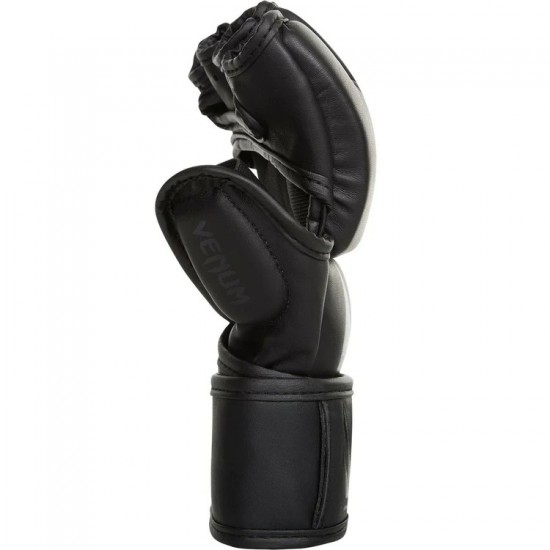Matte Black Venum Challenger MMA Gloves Matte Black Venum Challenger MMA Gloves