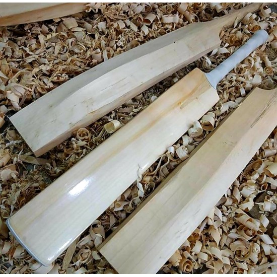 English Willow HardBall Grade A KS 4140 English Willow HardBall Grade A KS 4140