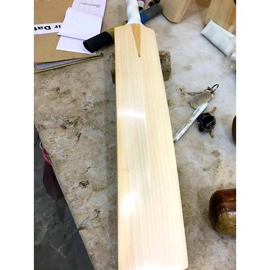 English Willow HardBall Grade A KS 4140 English Willow HardBall Grade A KS 4140