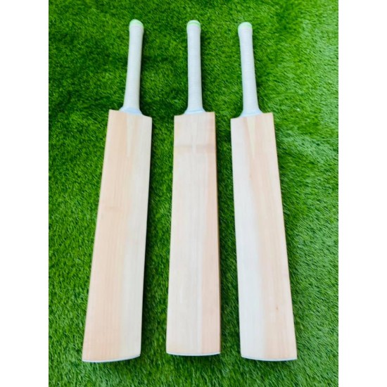 English Willow HardBall Bat Grade A KS 4144 English Willow HardBall Bat Grade A KS 4144
