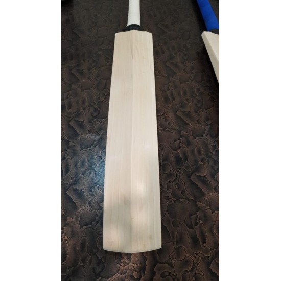 English Willow HardBall Bat Grade A KS 4142 English Willow HardBall Bat Grade A KS 4142