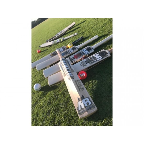 MB MALIK GOLD PLATINUM EDITION CRICKET BAT MB MALIK GOLD PLATINUM EDITION CRICKET BAT